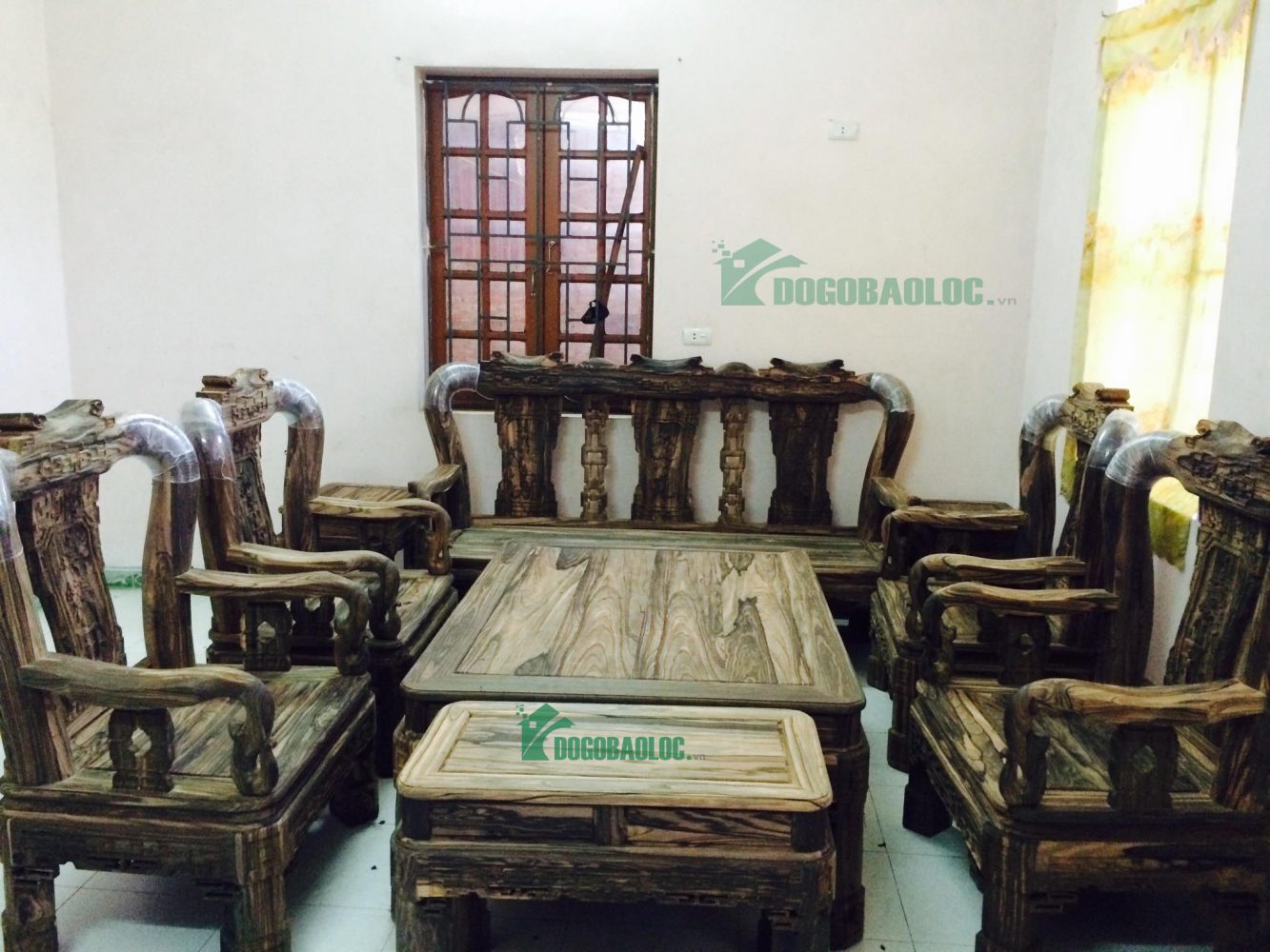 Bộ minh quốc triện 10 món cột 10 gỗ mun hoa