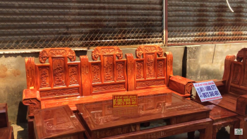 Bộ âu á hộp chương voi cột 12 vách tứ quý gỗ hương đá đỏ